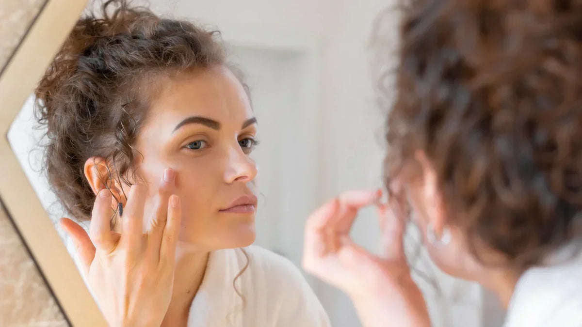 Comment hydrater la peau sèche à la ménopause naturellement ?